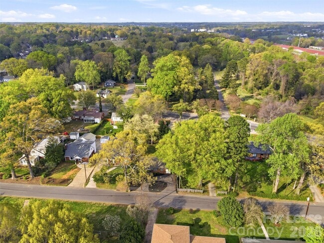 Building Photo - 1642 Washington Ave