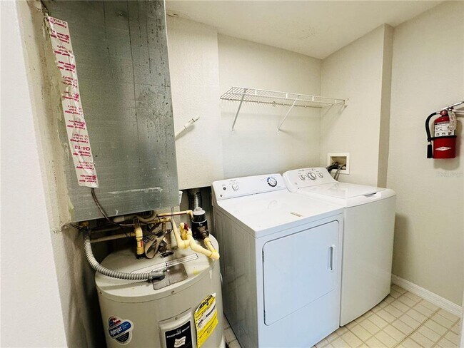 Building Photo - 3428 Soho St