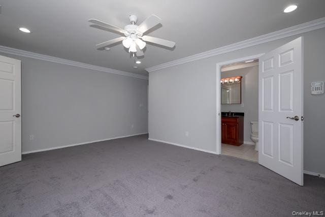 Building Photo - 167 Village Green Dr