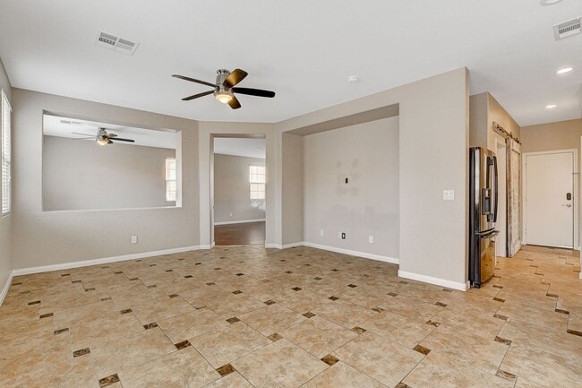 Building Photo - 4 bedroom cul-de-sac home in Henderson!