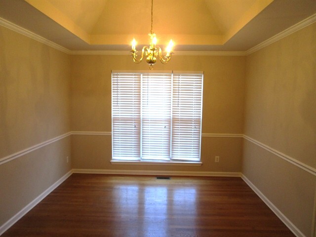 Building Photo - 2905 Runnymeade Dr