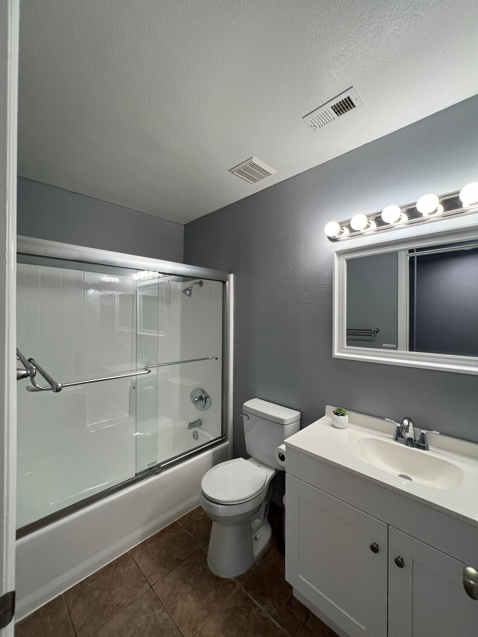 Building Photo - 66115 Avenida Cadena