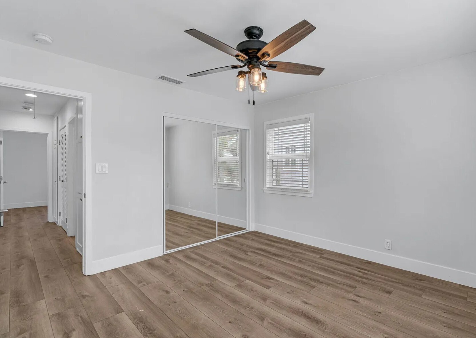 Building Photo - 15017 Bodger Ave