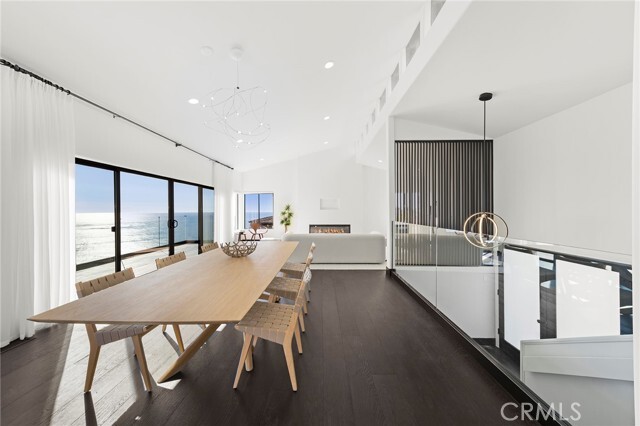 Building Photo - 685 Nyes Pl