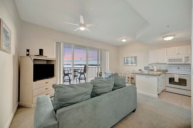 Building Photo - 8800 Bay Pines Blvd