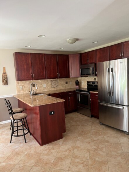 Building Photo - 8804 Spruce Mill Dr