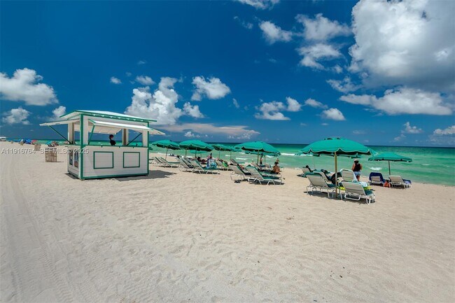 Building Photo - 6301 Collins Ave