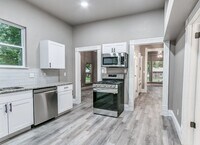 Building Photo - Beautiful 1 bedroom 1 bath house