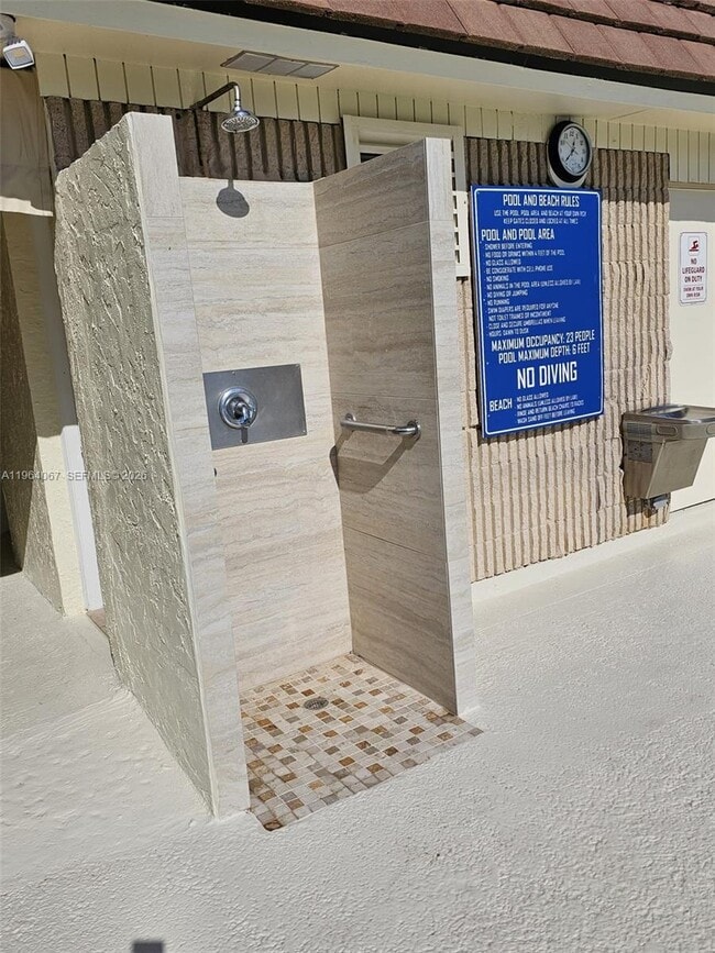 Building Photo - 3200 S Ocean Blvd