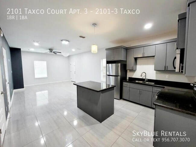 Building Photo - 2101 Taxco Ct