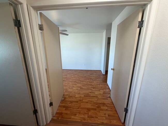 Building Photo - Upstairs Iao Parkside 2/2