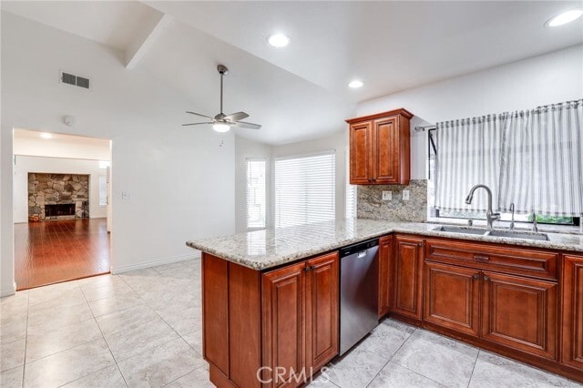 Building Photo - 4444 Spencer St