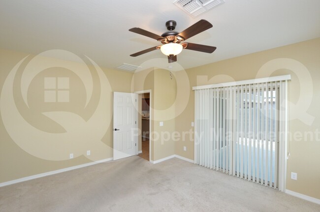Building Photo - 40937 N Linden St