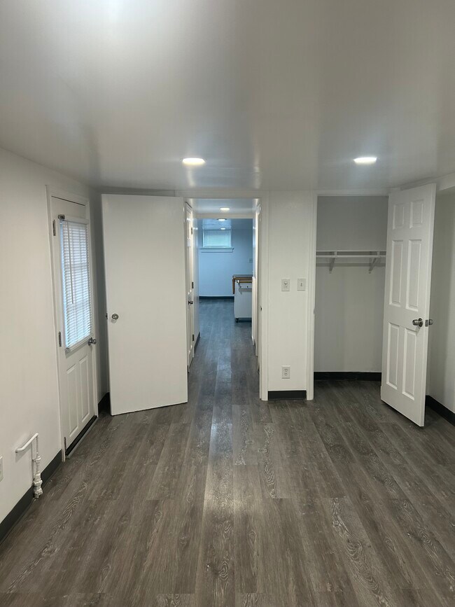 Building Photo - 43 First Street