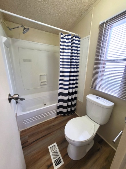 Building Photo - 2500 Mann Rd