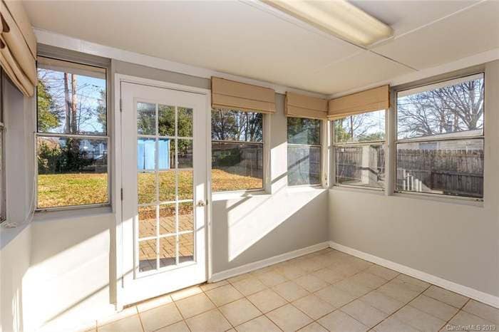 Building Photo - 1429 Winston Dr