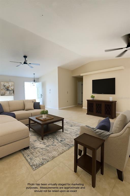 Building Photo - 634 Llama Dr