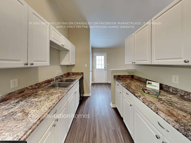 Building Photo - 9806 Leatherwood Ct