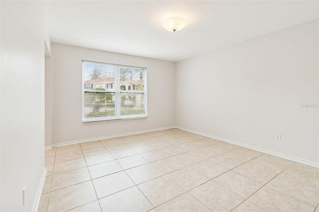 Building Photo - 10375 Carrollwood Ln