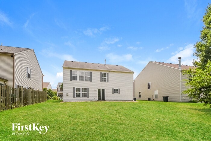 Building Photo - 10372 Waveland Cir