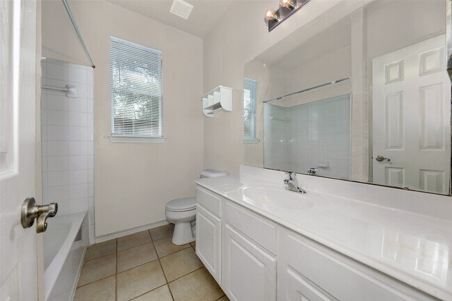 Building Photo - 3 N Abram Cir