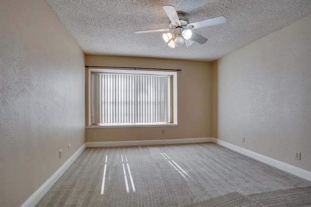 Building Photo - 822 Creekside Dr