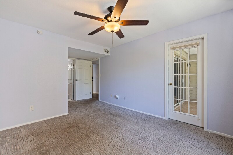 Building Photo - 9100 Dr M.L.K. Jr St N