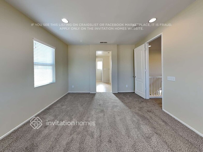 Building Photo - 1956 Montanra Ln