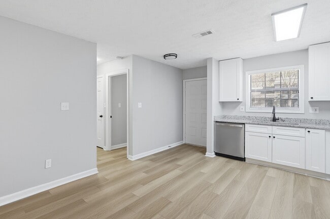 Building Photo - 3921 Henry Ct