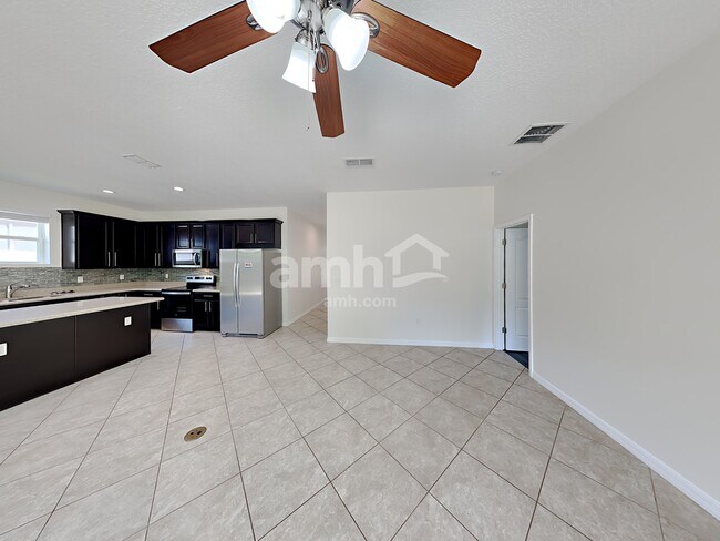 Building Photo - 92 Riachuelo Ln