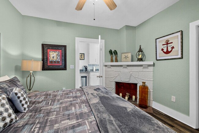 Building Photo - 6 Rohde Ave