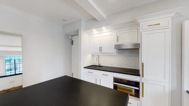 Building Photo - 45 Tudor City Pl