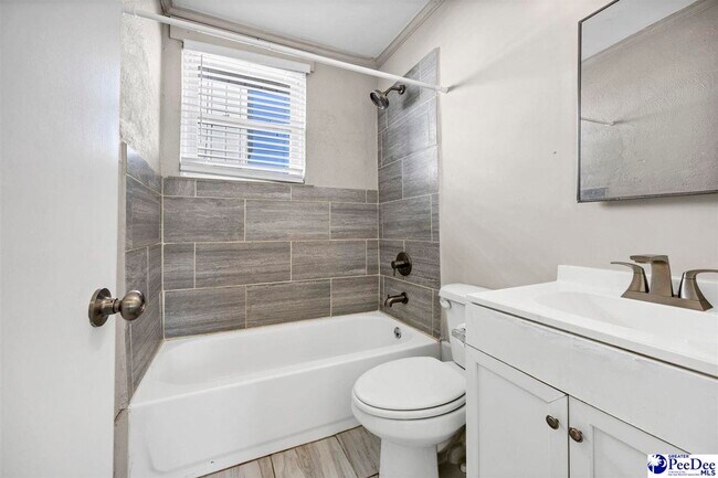 Building Photo - 2514 Bratton St