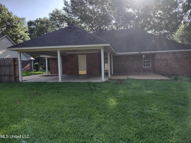 Building Photo - 206 Clark Farms Rd