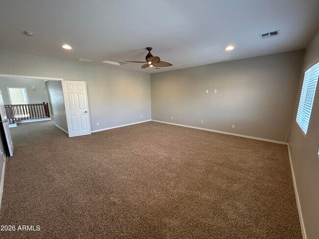 Building Photo - 5411 W Rowel Rd