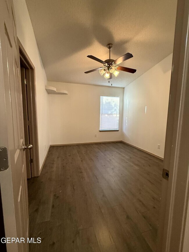 Building Photo - 5316 Lucio Moreno Dr