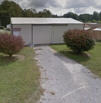 Building Photo - 35 County Farm Rd