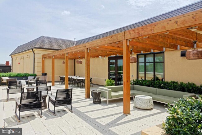 Building Photo - 8551 Connecticut Ave