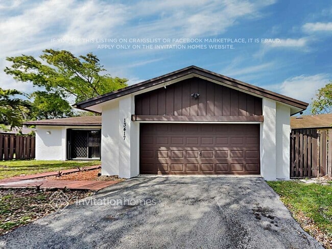 Building Photo - 13417 SW 108th St Cir
