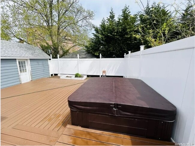 Building Photo - 3-28 B 147 St