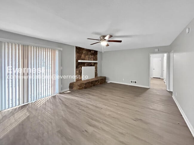 Building Photo - 4365 Stonewall Tell Rd