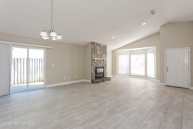 Building Photo - 3550 Caroline Vale Blvd