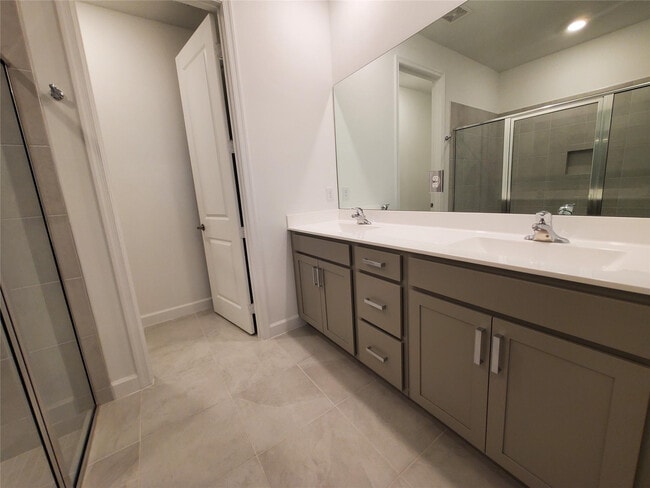 Building Photo - 1313 Haywagon Tr.