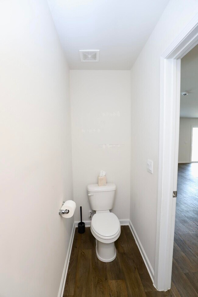 Building Photo - 352 Sandbach Rd