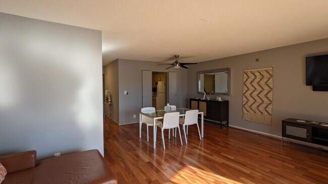 Building Photo - 8360 Greensboro Dr