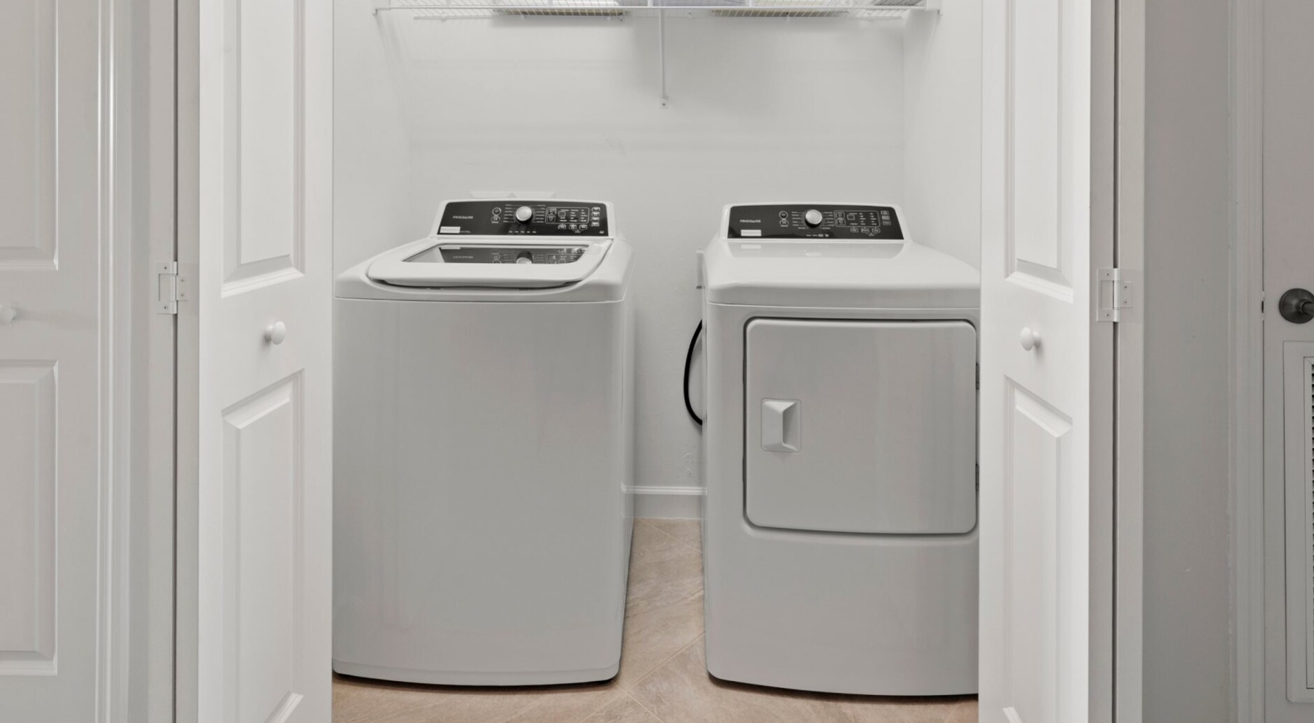 Building Photo - 2768 Blossom Way