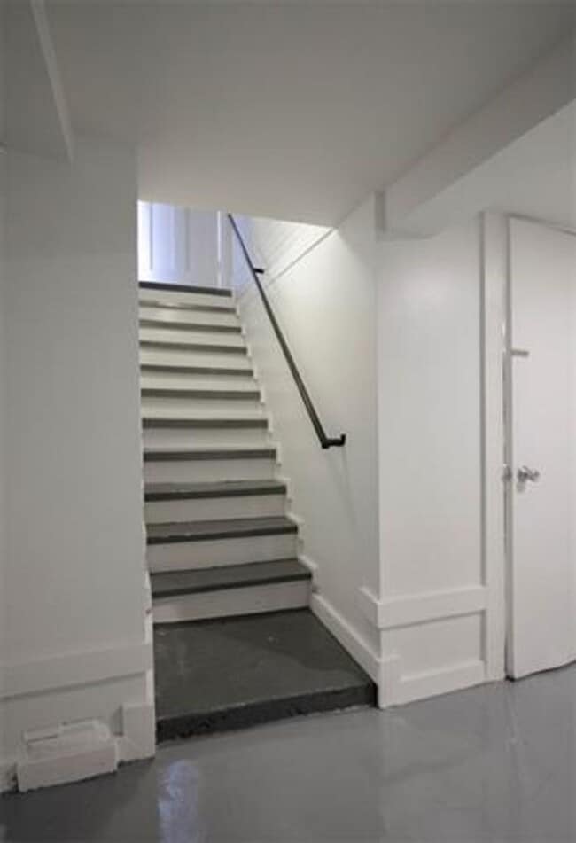 Building Photo - RENOVATED HOME IN THE HEART OF UPTOWN NEAR...