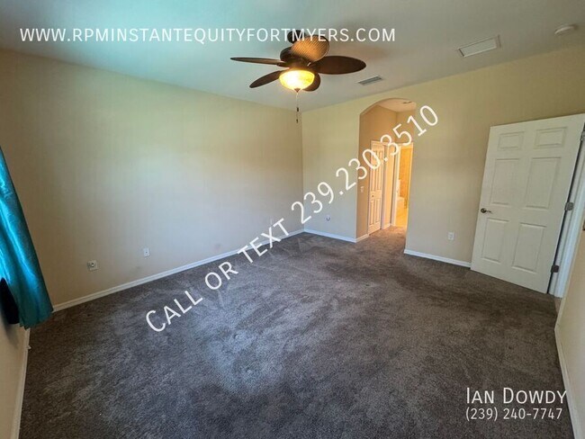 Building Photo - 8120 Banyan Breeze Way