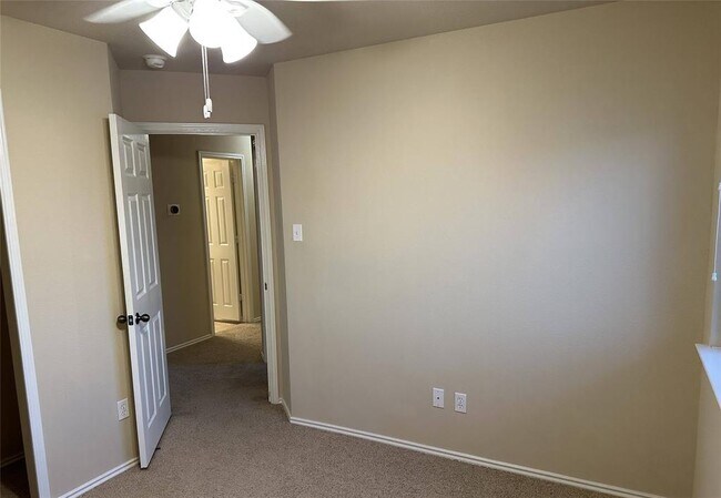 Building Photo - 10214 Maydelle Dr