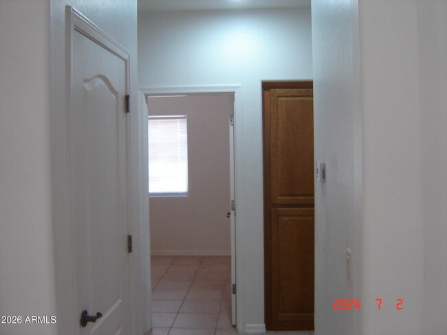 Building Photo - 27180 Bennett Way